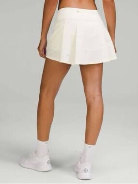 Lululemon Pace Rival Mid-Rise Skirt *Long
Lemon Sorbet